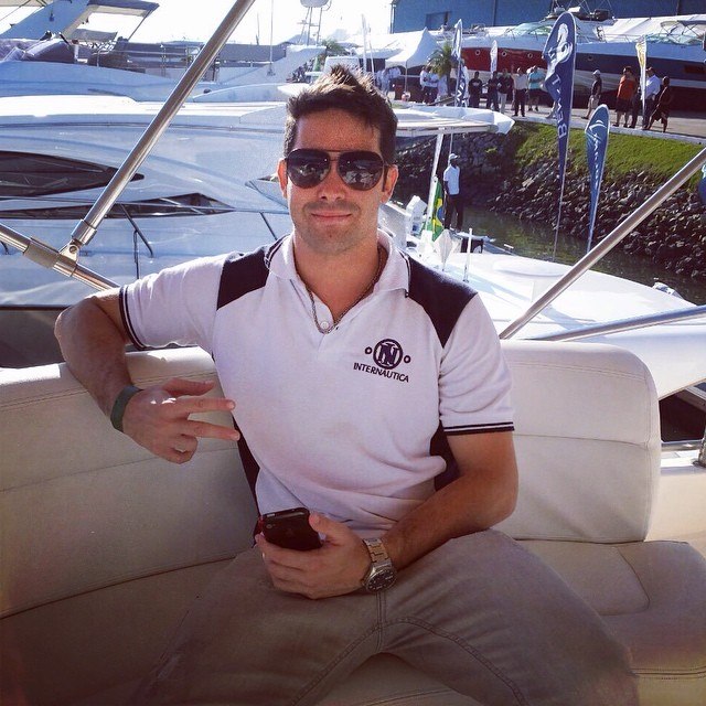 Alê Silveira no início da carreira na Internáutica Yachts