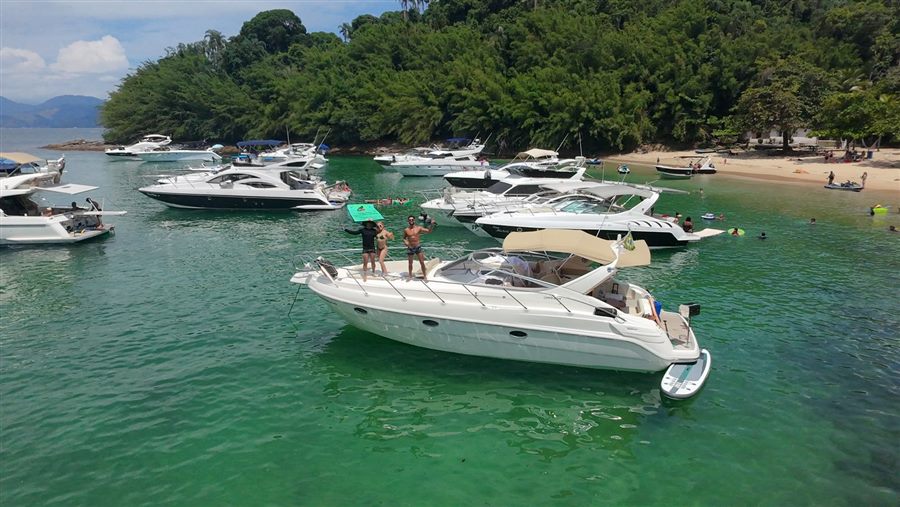 Hakuna Matata II em Angra com amigos